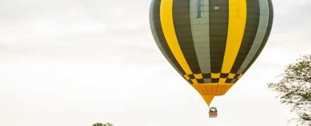 Hot air balloon flight in Tarangire